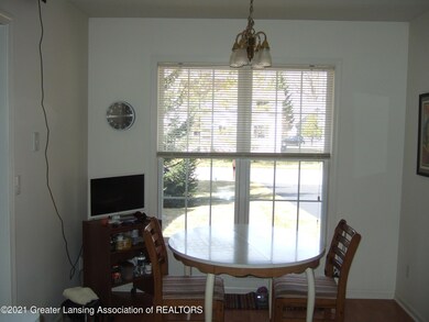 Kitchen Dining Area