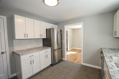 36 Wire Rd, MerriMacK, NH 03054 - photo 5