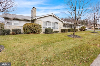 401 Lyncrest Ave, Reading, PA 19607 - photo 2