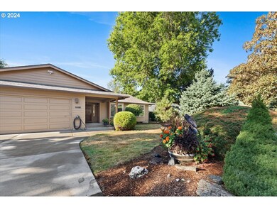 9485 SW New Forest Dr, Beaverton, OR 97008 - photo 2