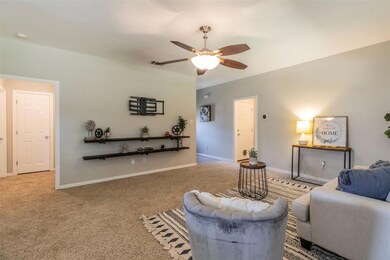 329 Clark Ave, Weatherford, TX 76085 - photo 5