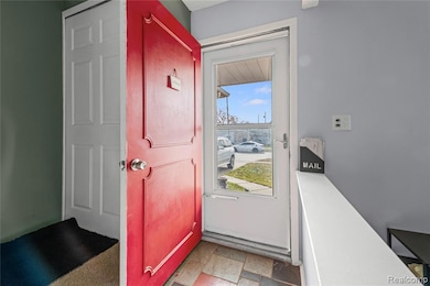 11345 Geoffry Dr, Warren, MI 48093 - photo 5