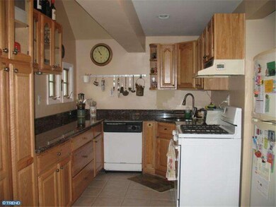 125 Summit St, Hightstown, NJ 08520 - photo 7