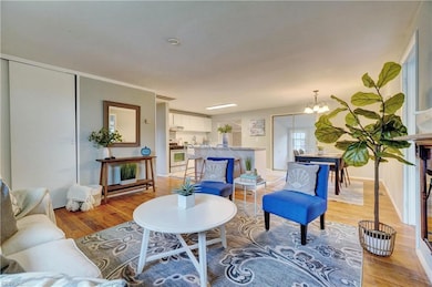 2013 Egger Cir, Hampton, VA 23663 - photo 4