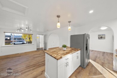 Breakfast bar