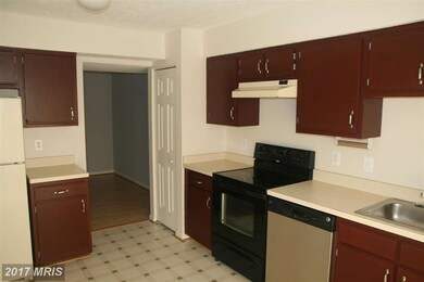 14019 Grumble Jones Ct, Centreville, VA 20121 - photo 7