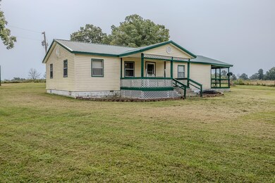 Phil _ 8472 State Hwy DD-25