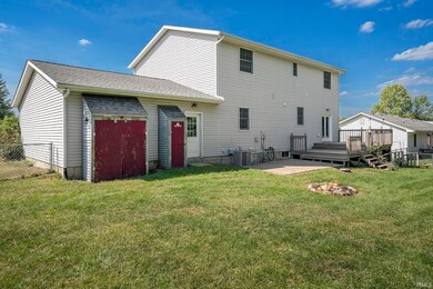1120 N Arbutus Trail, Warsaw, IN 46580 - photo 2