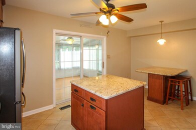 122 N Llanwellyn Ave, Glenolden, PA 19036 - photo 7