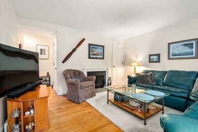 36 Jericho Rd unit B, Weston, MA 02493 - photo 3