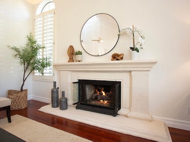 7125 Georgetown LR fireplace7418