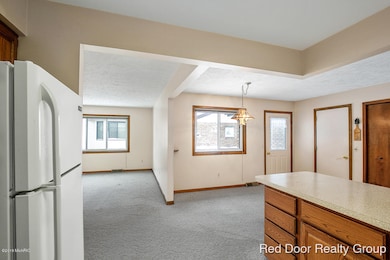 698 Gardenview Dr SW unit 89, Byron Center, MI 49315 - photo 3