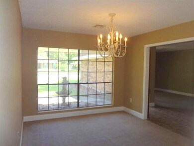 Dining Room. 4