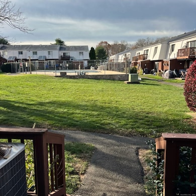 330 Short Beach Rd unit C9, East Haven, CT 06512 - photo 5