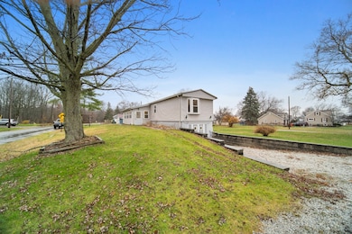 2136 Knoll Ave, Erie, PA 16510 - photo 5