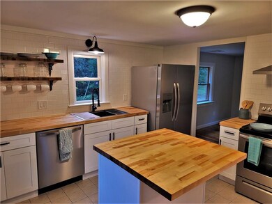 14 Curry Terrace, Chepachet, RI 02814 - photo 3