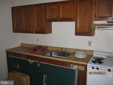 1739 N Dallas St, Baltimore, MD 21213 - photo 4