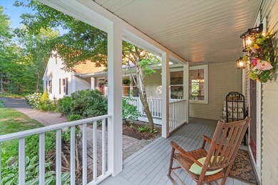 9 Baldwin Ln, Bedford, NH 03110 - photo 3