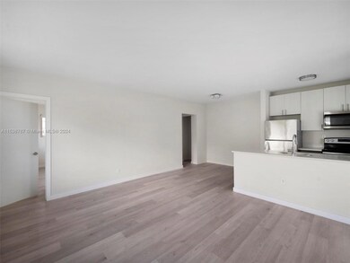 1535 Michigan Ave unit 5, Miami Beach, FL 33139 - photo 4