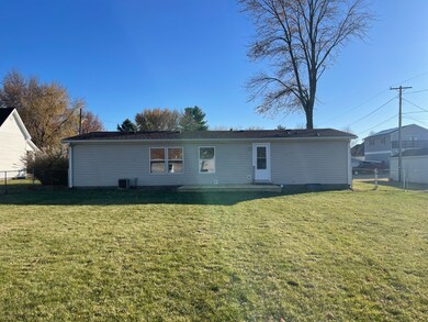 302 E Washington St, Roachdale, IN 46172 - photo 4