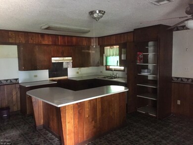 603 Edwin St, New Iberia, LA 70560 - photo 2