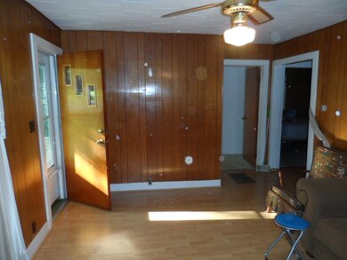 2210 Midway St, Johnson City, TN 37601 - photo 2