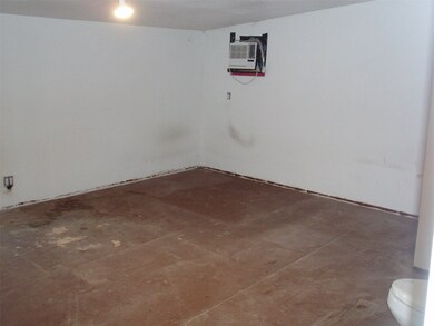 10926 Shady Ln, Houston, TX 77093 - photo 7