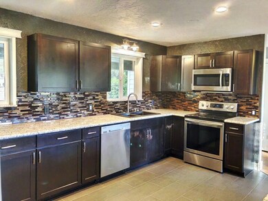 1950 Regina Way, Grants Pass, OR 97527 - photo 6