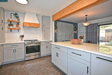 2514 Fern Leaf Ln, Martinez, CA 94553 - photo 7