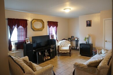 48 Bellevue St, Worcester, MA 01609 - photo 2