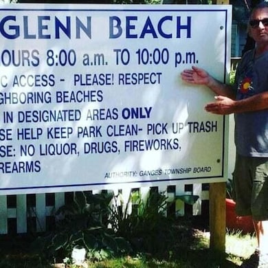 Glenn Beach sign