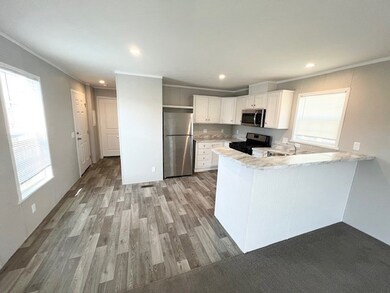 5196 Tokay Dr unit 92, Flint, MI 48507 - photo 2