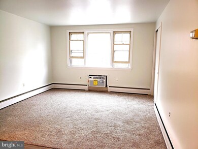 418 E Montgomery Ave, North Wales, PA 19454 - photo 3