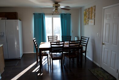 219 Bolz Rd, Carpentersville, IL 60110 - photo 7