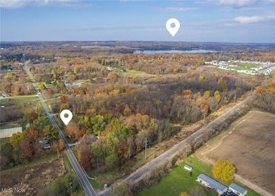 View of property location and Chippewa lake location near by
