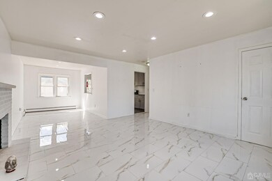 2nd unit - Living Room