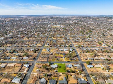 208 W Nimitz St unit 122, Fredericksburg, TX 78624 - photo 6