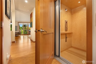 620 NE Vineyard Ln unit B302, Bainbridge Island, WA 98110 - photo 7