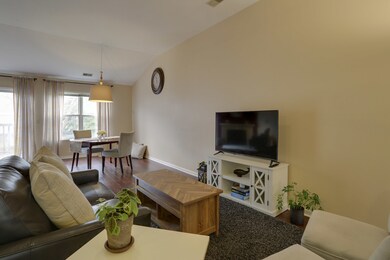 22 Cloverdale Ct unit 4062, Algonquin, IL 60102 - photo 3