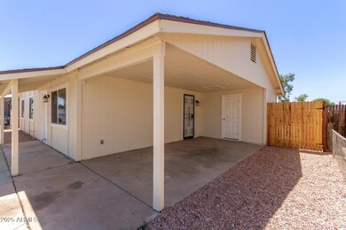 2002 N 73rd Ave, Phoenix, AZ 85035 - photo 3