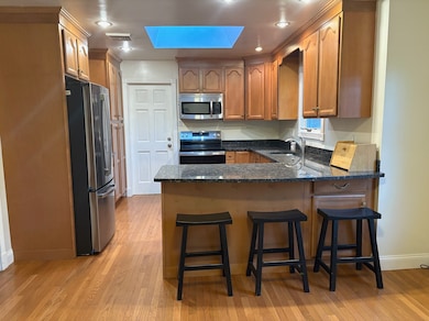 88 Rockridge Ln, Stamford, CT 06903 - photo 4