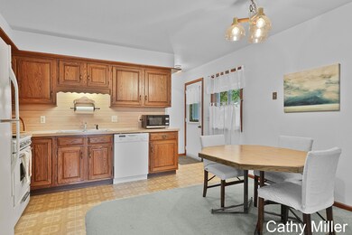 kitchen dining 2