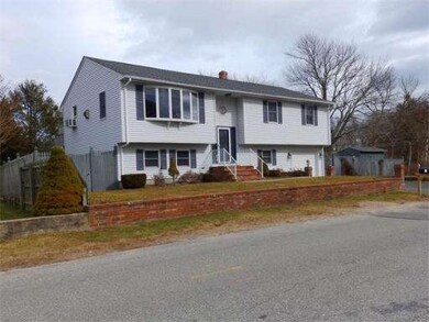 6 Homer St, North Dartmouth, MA 02747 - photo 3