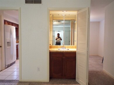 7846 Green Lawn Dr unit 7846, Houston, TX 77088 - photo 6