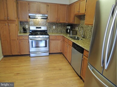 4017 Chetham Way unit 20-209, Woodbridge, VA 22192 - photo 6