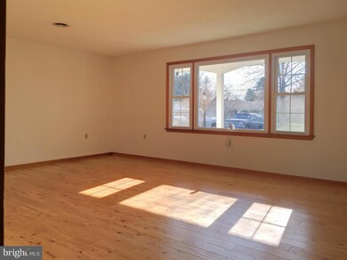 2941 Adams Dr, Chambersburg, PA 17201 - photo 7