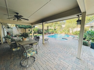 5007 Hollow Bend Ct, Houston, TX 77018 - photo 5