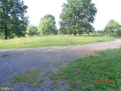 1634 Tub Run Hollow Rd, Hedgesville, WV 25427 - photo 4
