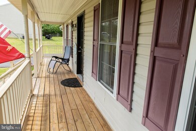 7515 Regency Glen Dr, Fredericksburg, VA 22407 - photo 4