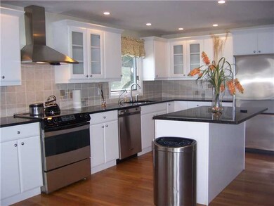 39 Colonial Ave, Barrington, RI 02806 - photo 3